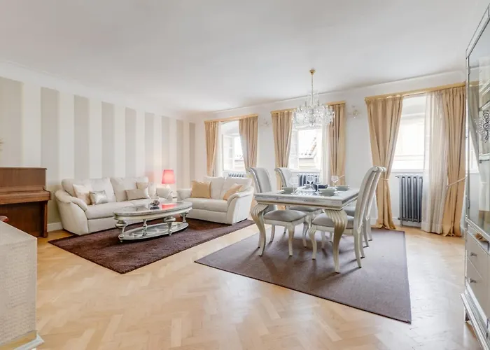 Charles Bridge Royal Apartments - Castle District